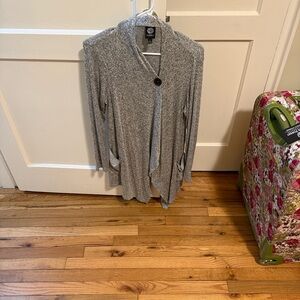 Like New Bobeau One-Button Women's Cardigan Wrap with Pockets
